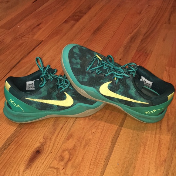 kobe 8 green camo